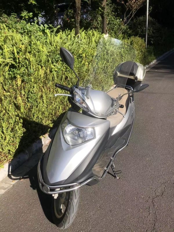 二手五羊本田SCR 喜鲨125