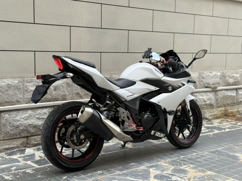 二手豪爵铃木GSX250R