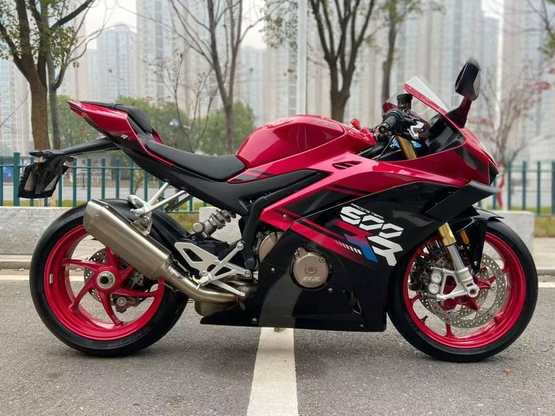 二手张雪机车500RR