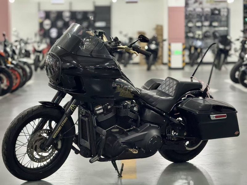 二手哈雷戴维森街霸 Street Bob