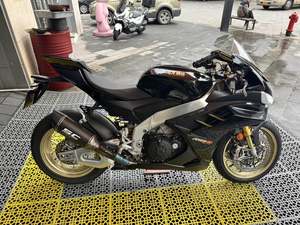 二手阿普利亚RSV4