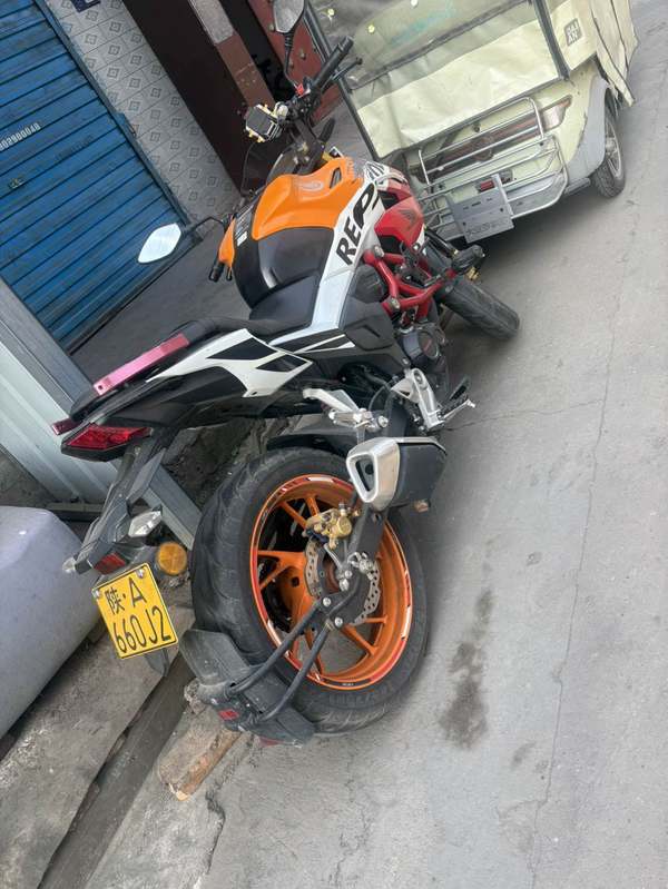 二手五羊本田CB190R 暴锋眼