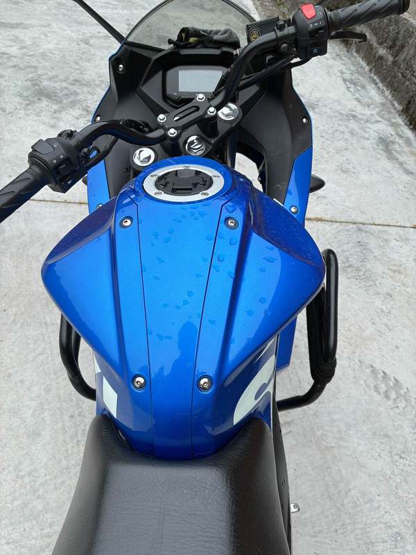 二手济南铃木极客飒 Gixxer 155