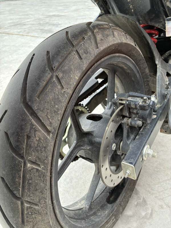 二手济南铃木极客飒 Gixxer 155