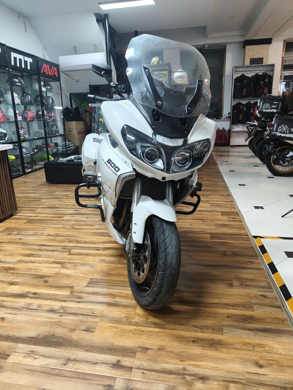 二手贝纳利600GC