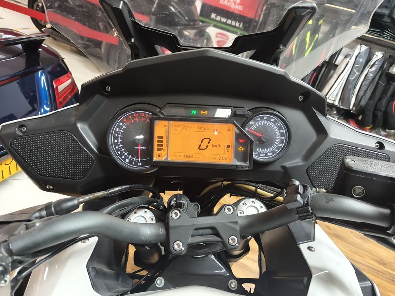 二手贝纳利600GC