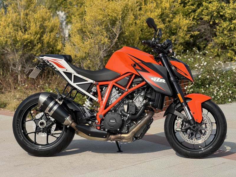 二手KTMR2R1290 Super Duke