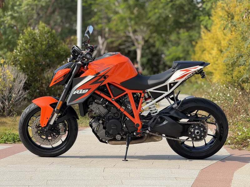二手KTMR2R1290 Super Duke