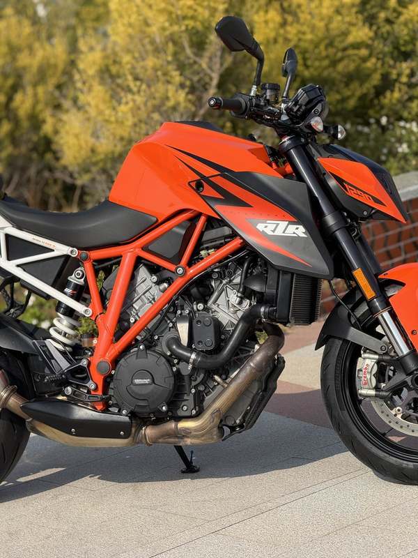 二手KTMR2R1290 Super Duke