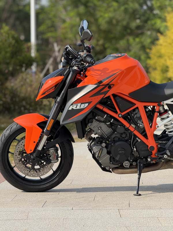 二手KTMR2R1290 Super Duke