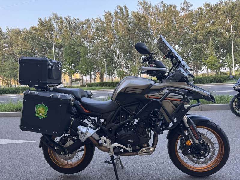 二手贝纳利TRK552