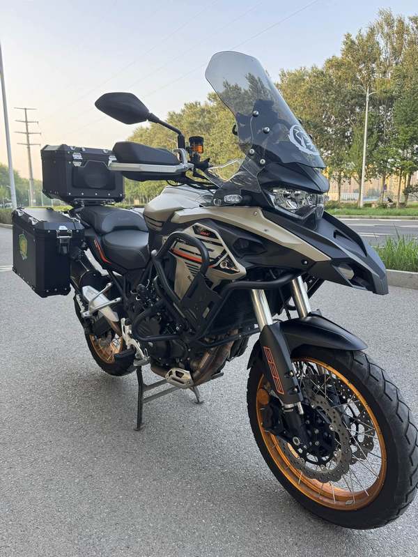 二手贝纳利TRK552