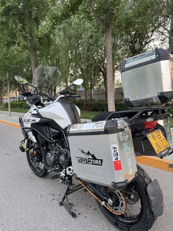 二手贝纳利金鹏 TRK502