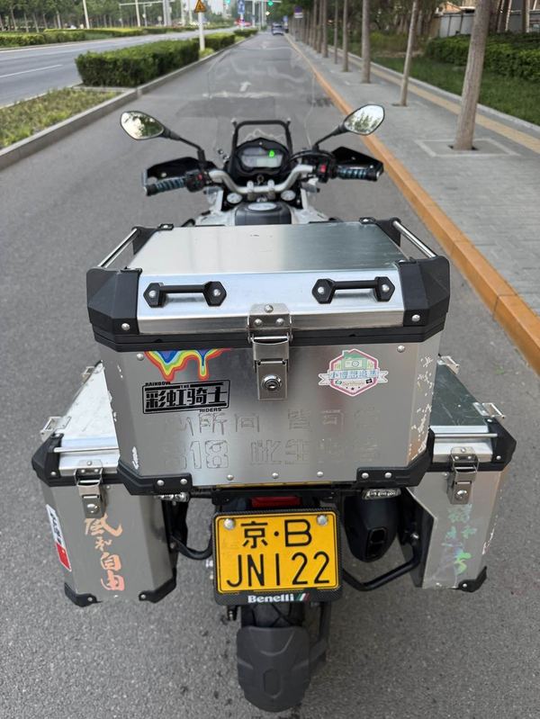 二手贝纳利金鹏 TRK502