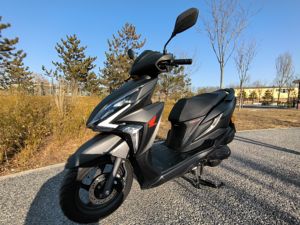 二手新大洲本田裂行 RX125Fi