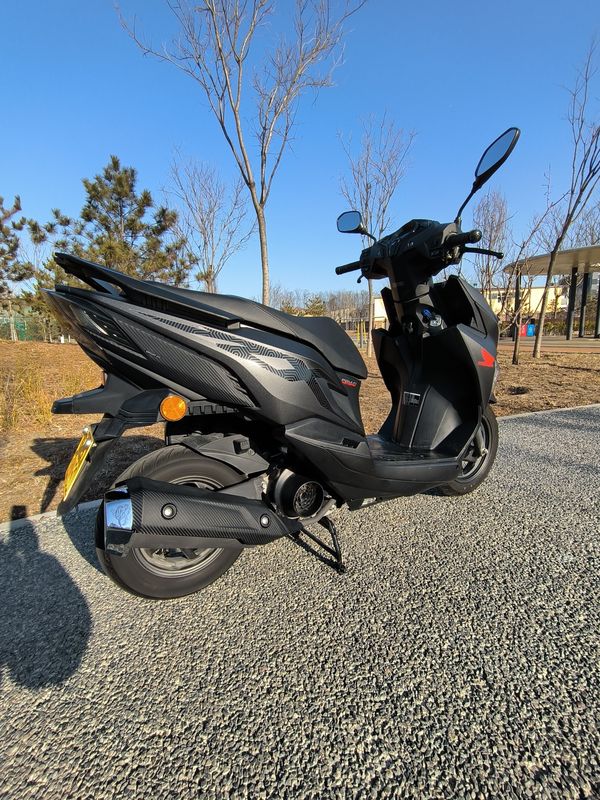 二手新大洲本田裂行 RX125Fi