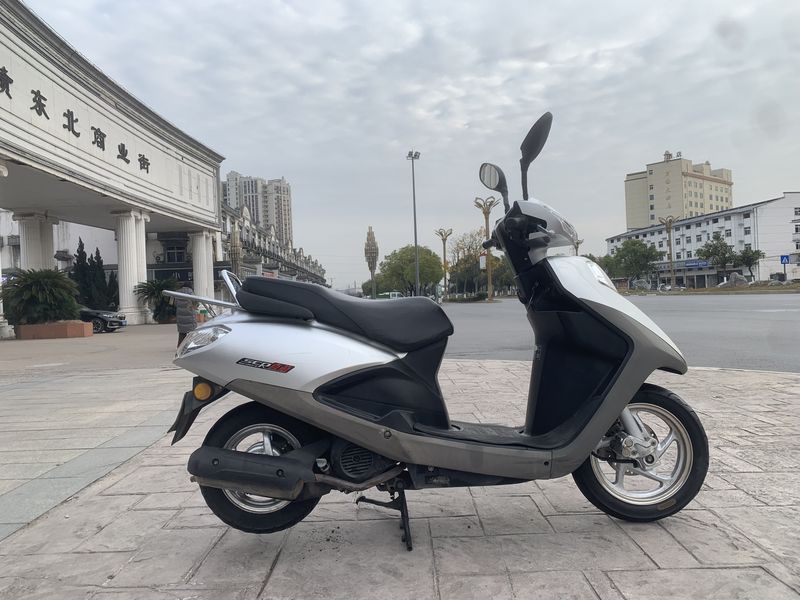 二手五羊本田SCR 喜蕴100