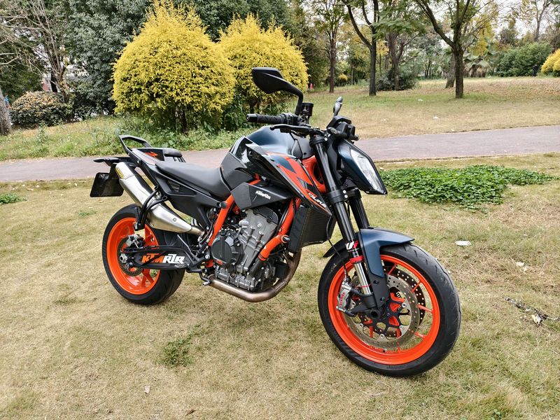 二手KTMR2R890 Duke