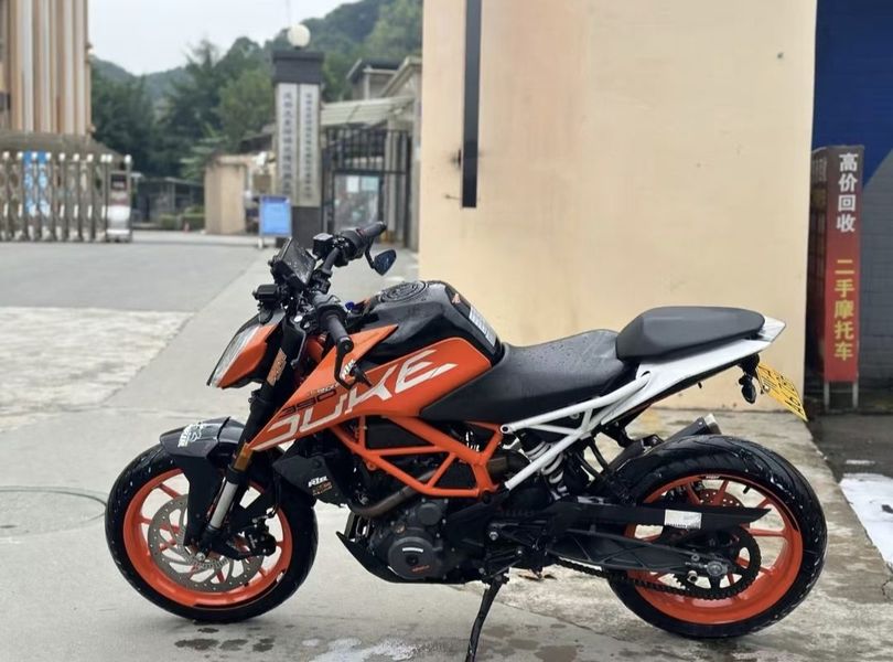 二手KTMR2R390 Duke