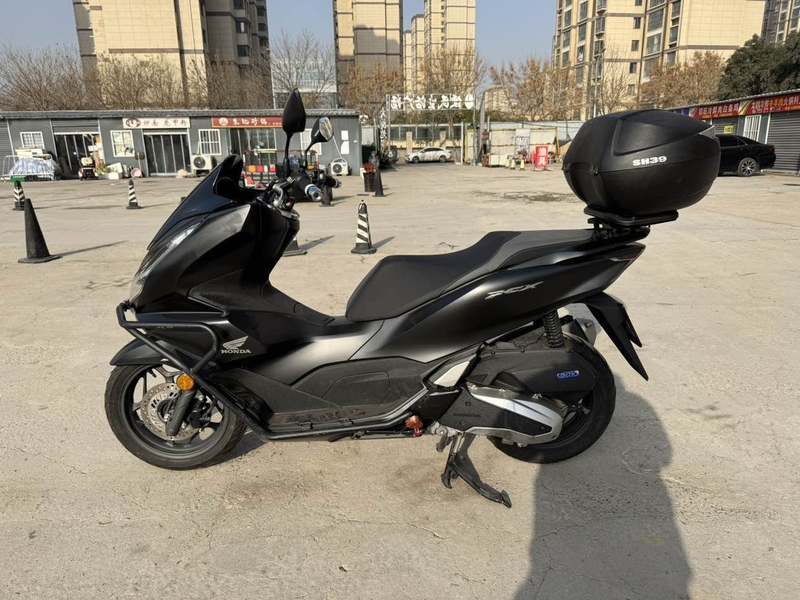 二手五羊本田PCX