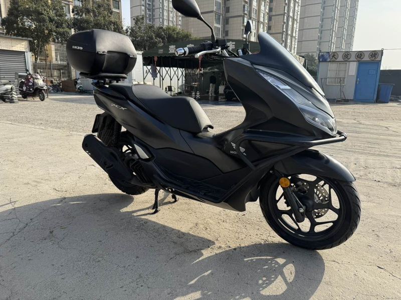 二手五羊本田PCX