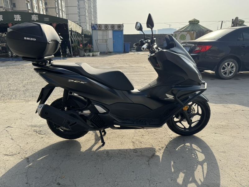 二手五羊本田PCX