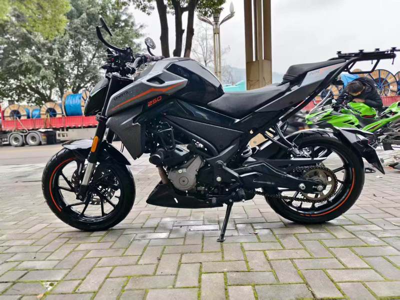 二手春风250NK