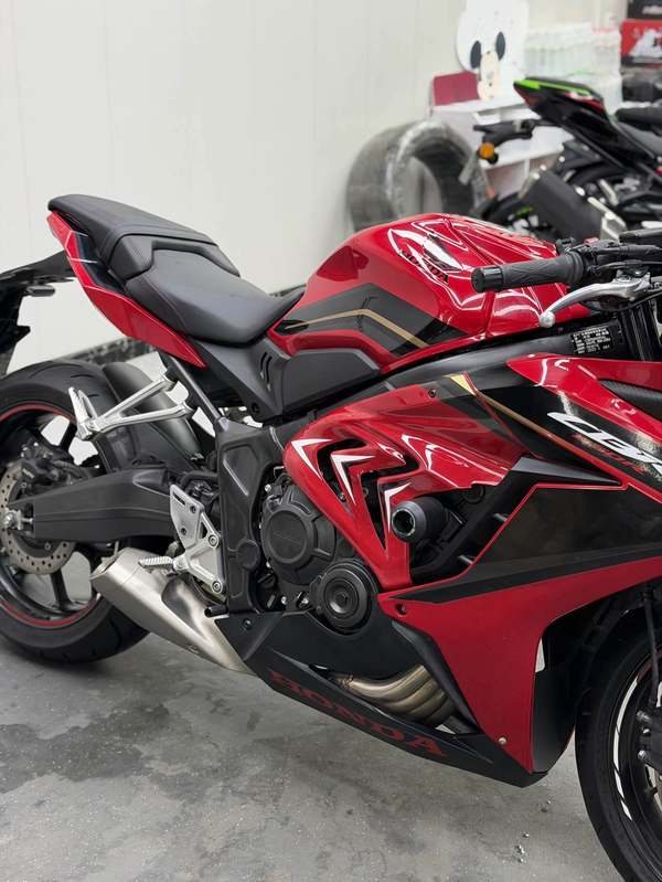 二手本田CBR650R