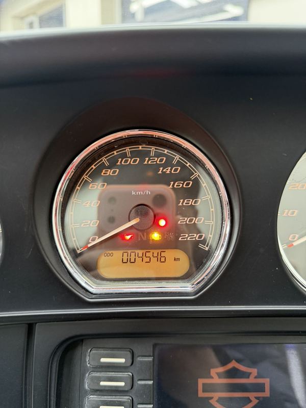 二手哈雷戴维森旗舰滑翔  Limited