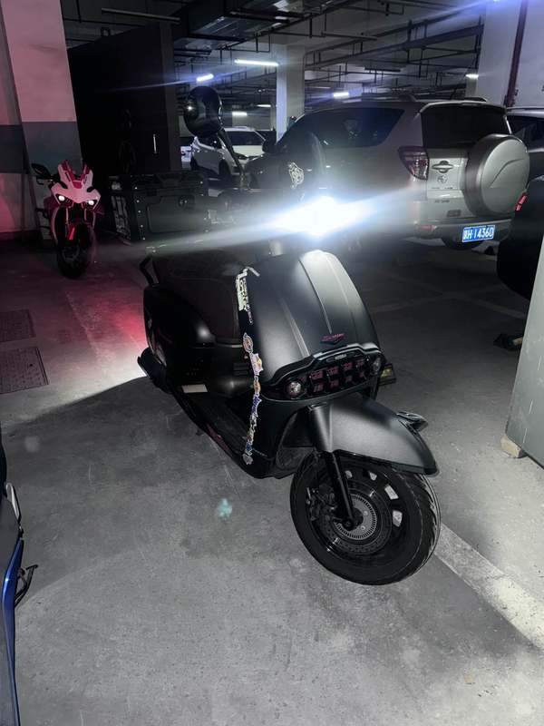 二手维多利亚Sixties 300i