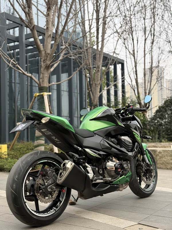 二手川崎Z800 