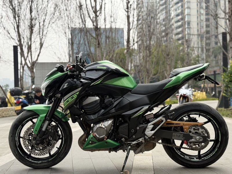 二手川崎Z800 