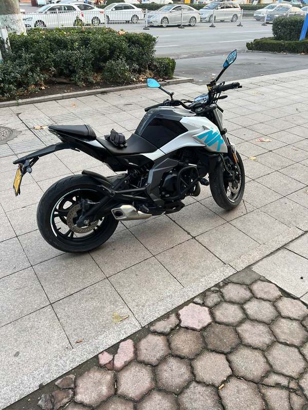 二手春风400NK