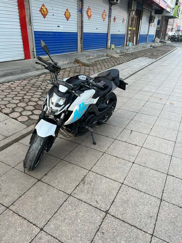 二手春风400NK