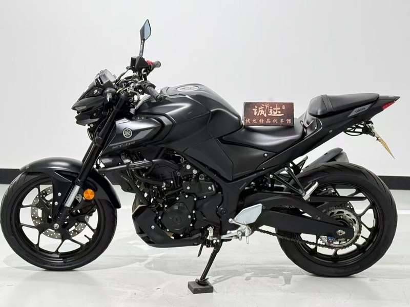 二手雅马哈MT-03