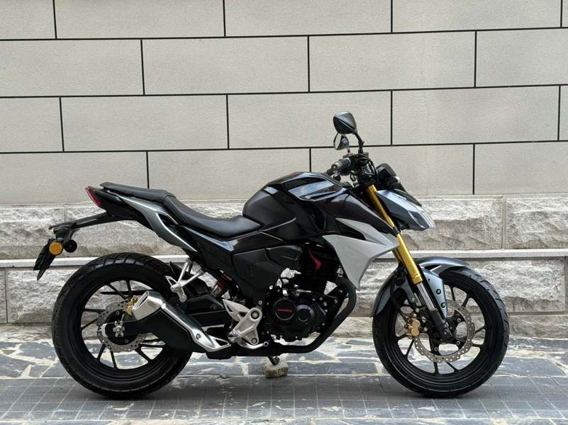 二手五羊本田CB190R 暴锋眼