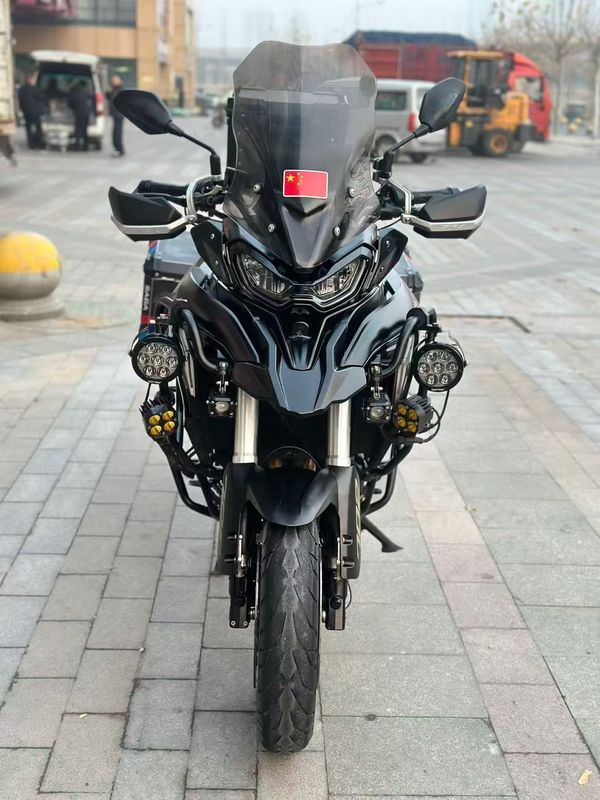 二手贝纳利TRK702