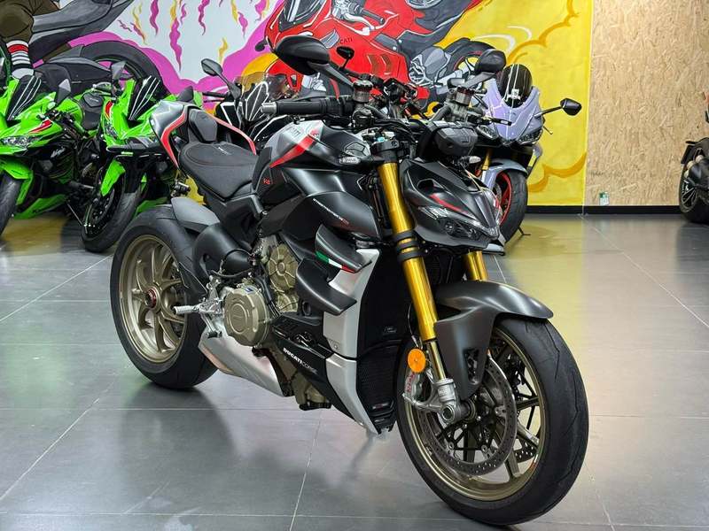 二手杜卡迪Street Fighter V4