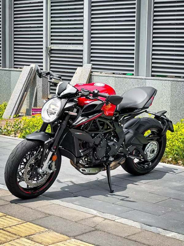 二手奥古斯塔Dragster 800