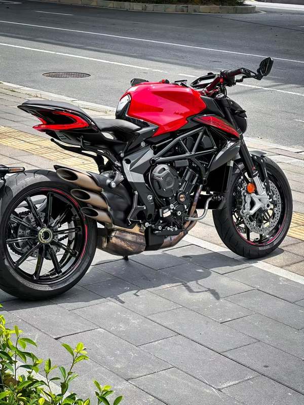 二手奥古斯塔Dragster 800