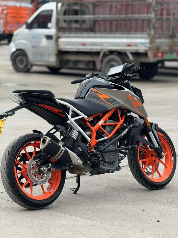 二手KTMR2R390 Duke