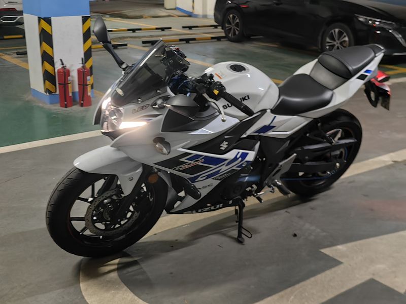二手豪爵铃木GSX250R