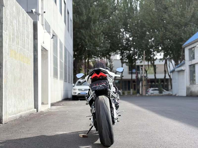 二手阿普利亚RS 660 