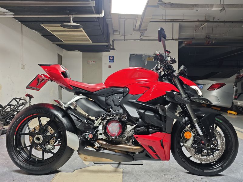 二手杜卡迪Street Fighter V2