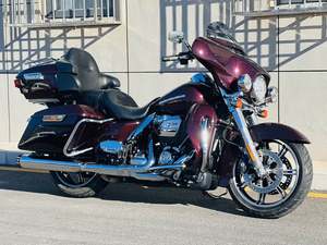 二手哈雷戴维森旗舰滑翔  Limited