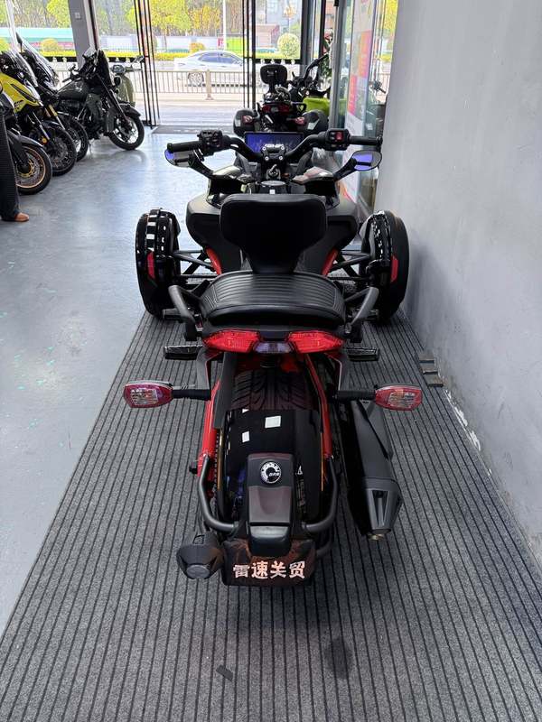 二手庞巴迪Spyder F3 