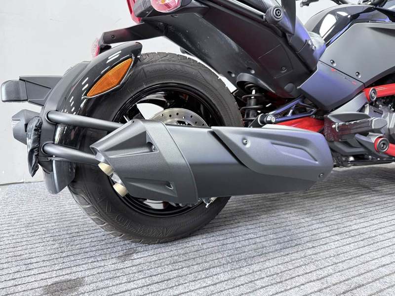 二手庞巴迪Spyder F3 