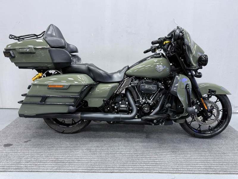 二手哈雷戴维森大道滑翔 Street Glide