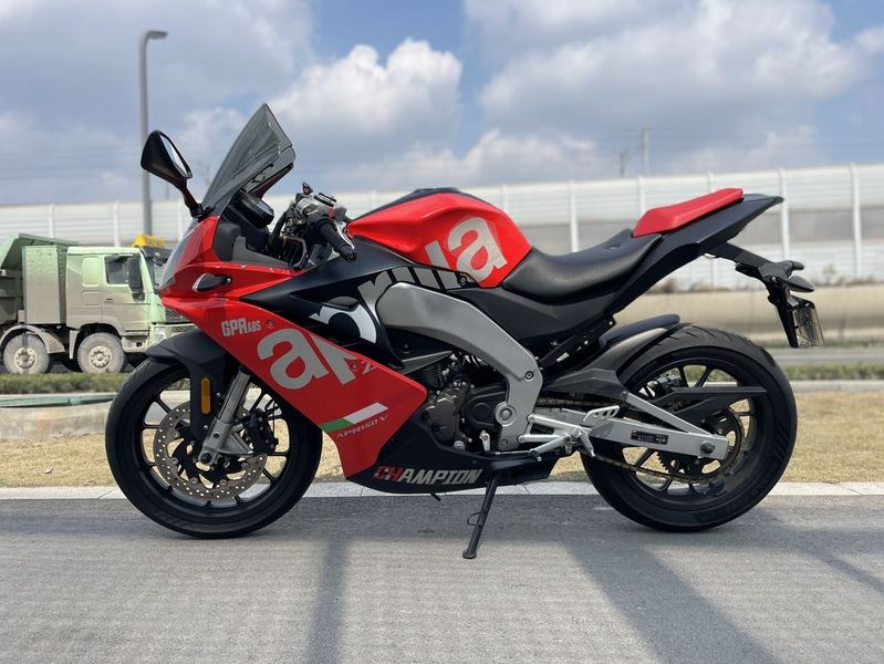 二手宗申阿普利亚GPR150R