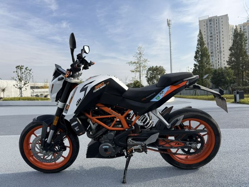 二手KTMR2R390 Duke